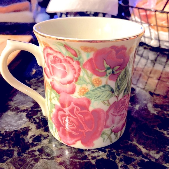 Collectors Lenox 1995 Suzanne Clee, “Flower Blossom Mug Collection” series. - Picture 3 of 5